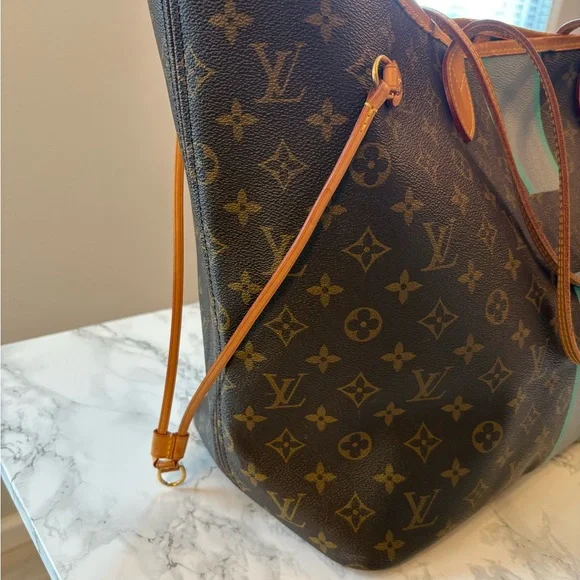 Louis Vuitton Neverfull GM Classic Monogram and Vachetta - Picture 3 of 15